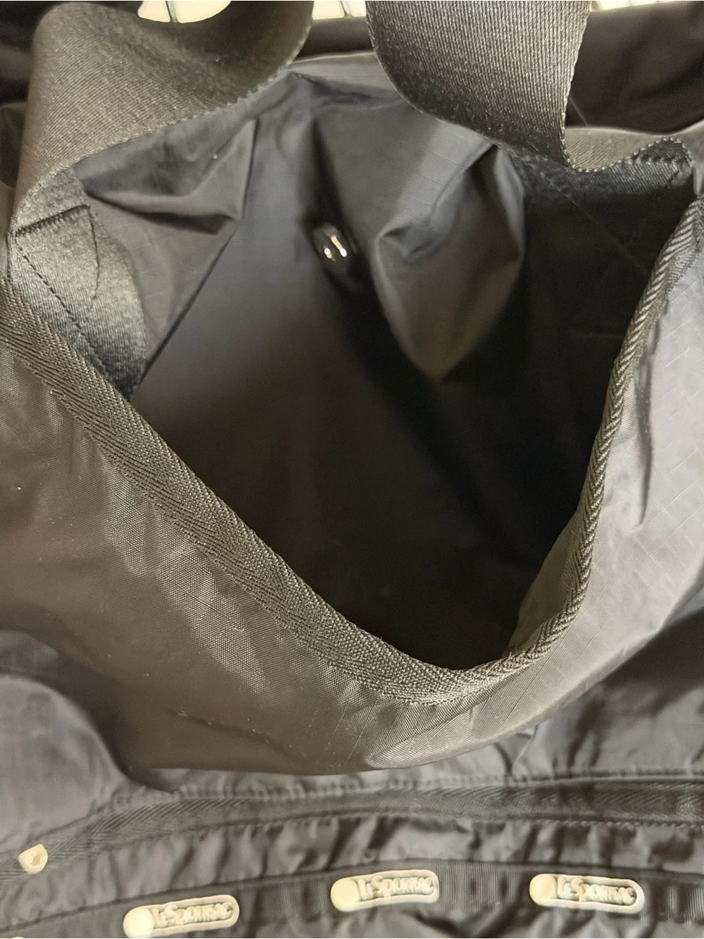 LeSportsac Black Nylon Travel Shoulder Bag - Picture 6 of 11